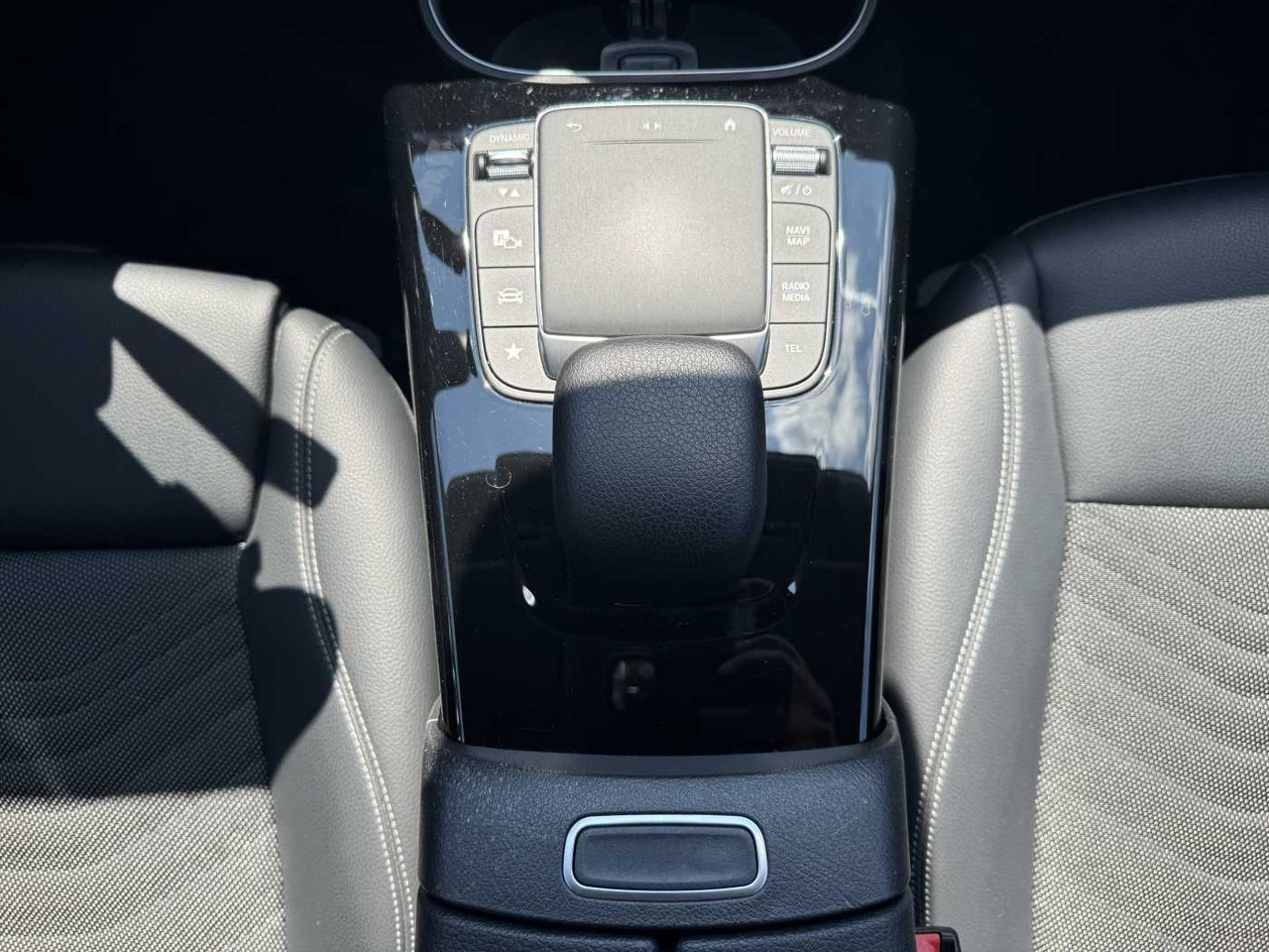 Sedan Mercedes-Benz A 180d 8G LED+Carplay+SpurH+DAB+SHZ: obrázek 14