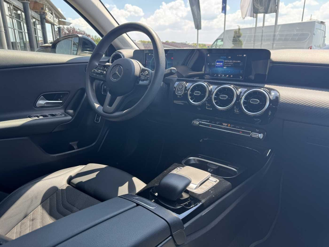 Sedan Mercedes-Benz A 180d 8G LED+Carplay+SpurH+DAB+SHZ: obrázek 13