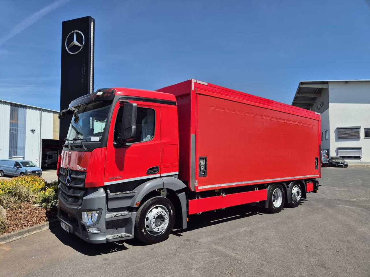Mercedes-Benz Antos 2540 LnR 6x2 LBW Schiebeplanen AHK - Přepravník nápojů: obrázek 2 Mercedes-Benz Antos 2540 LnR 6x2 LBW Schiebeplanen AHK - Přepravník nápojů: obrázek 2
