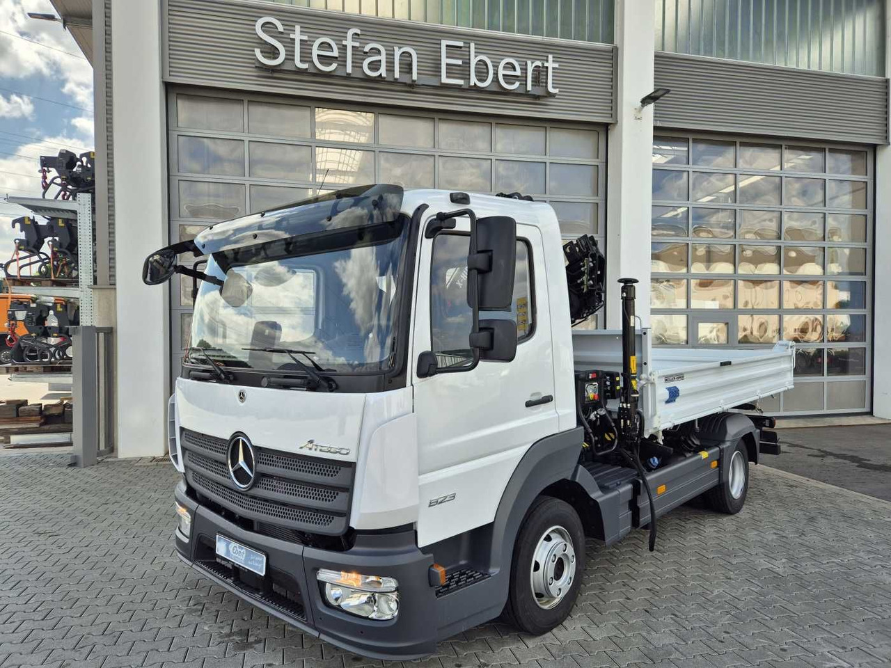 Mercedes-Benz Atego 823 KK Kipper+Kran+Funk+Greifersteuerung - Dodávka sklápěč: obrázek 2 Mercedes-Benz Atego 823 KK Kipper+Kran+Funk+Greifersteuerung - Dodávka sklápěč: obrázek 2