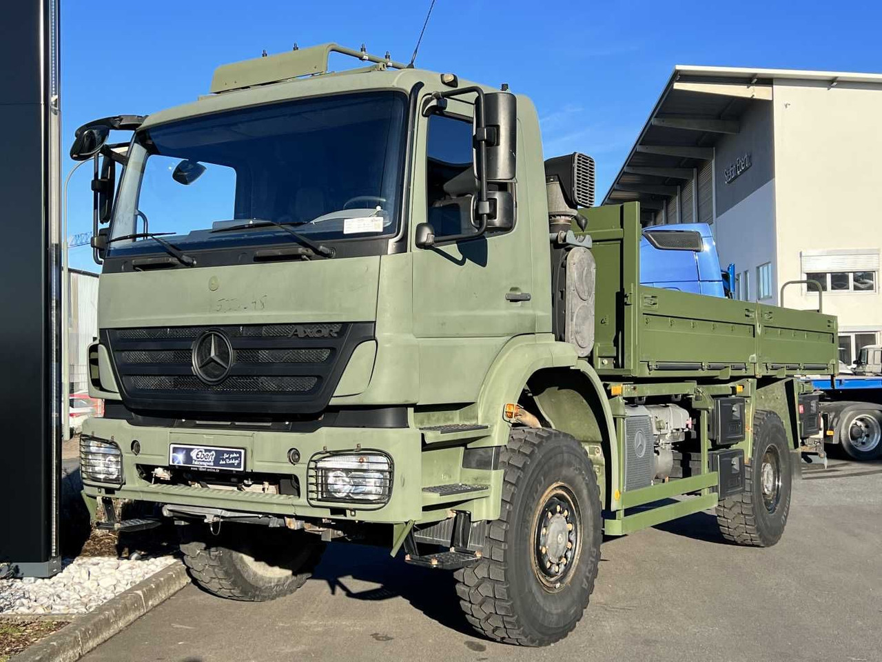 Mercedes-Benz Axor 1829 A 4x4 Pritsche - Nákladní automobil valníkový/ Plošinový: obrázek 2 Mercedes-Benz Axor 1829 A 4x4 Pritsche - Nákladní automobil valníkový/ Plošinový: obrázek 2