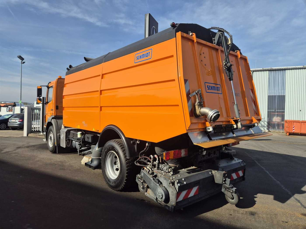 Mercedes-Benz Axor 2024 L Schmidt Airportsweeper AS 990 - Zametací vůz: obrázek 4 Mercedes-Benz Axor 2024 L Schmidt Airportsweeper AS 990 - Zametací vůz: obrázek 4
