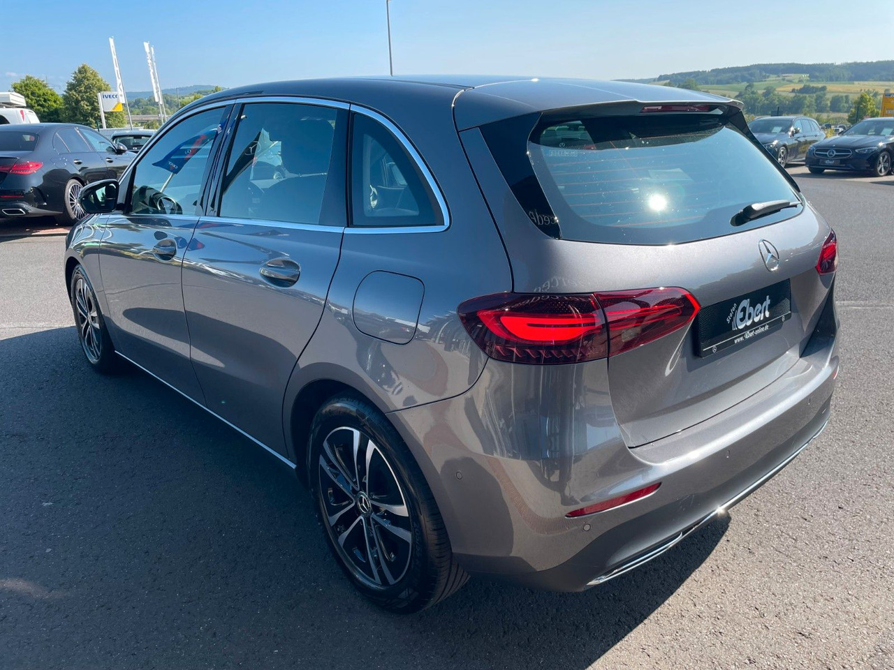 Mercedes-Benz B 200 d Progressive R-Kamera+Carplay+El.Heckklap - Kombi: obrázek 3 Mercedes-Benz B 200 d Progressive R-Kamera+Carplay+El.Heckklap - Kombi: obrázek 3