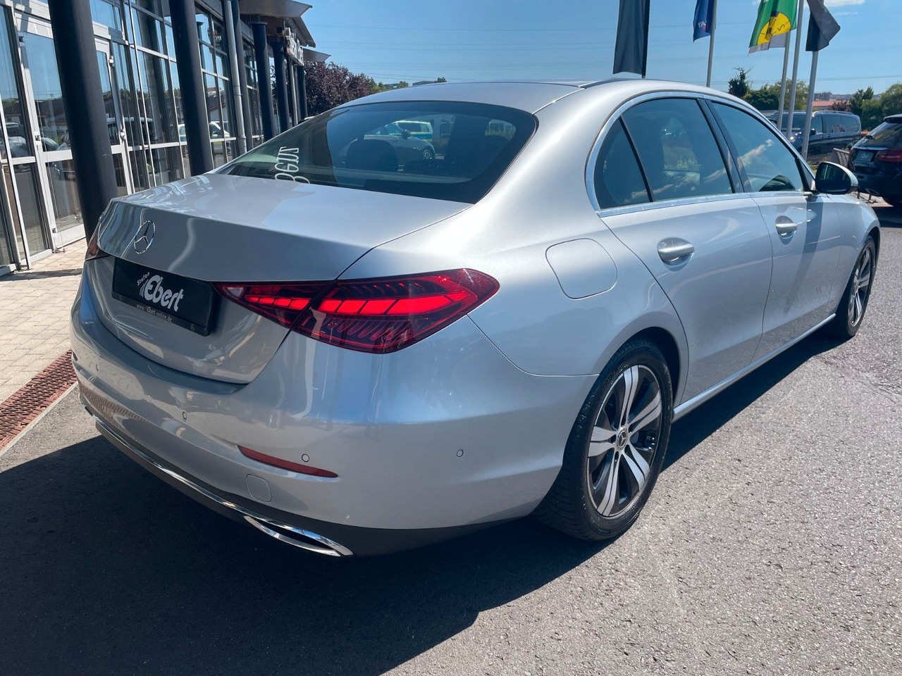 Mercedes-Benz C 220 d AVANTGARDE R-Kamera+Carplay+TotW+Ambient - Sedan: obrázek 5 Mercedes-Benz C 220 d AVANTGARDE R-Kamera+Carplay+TotW+Ambient - Sedan: obrázek 5