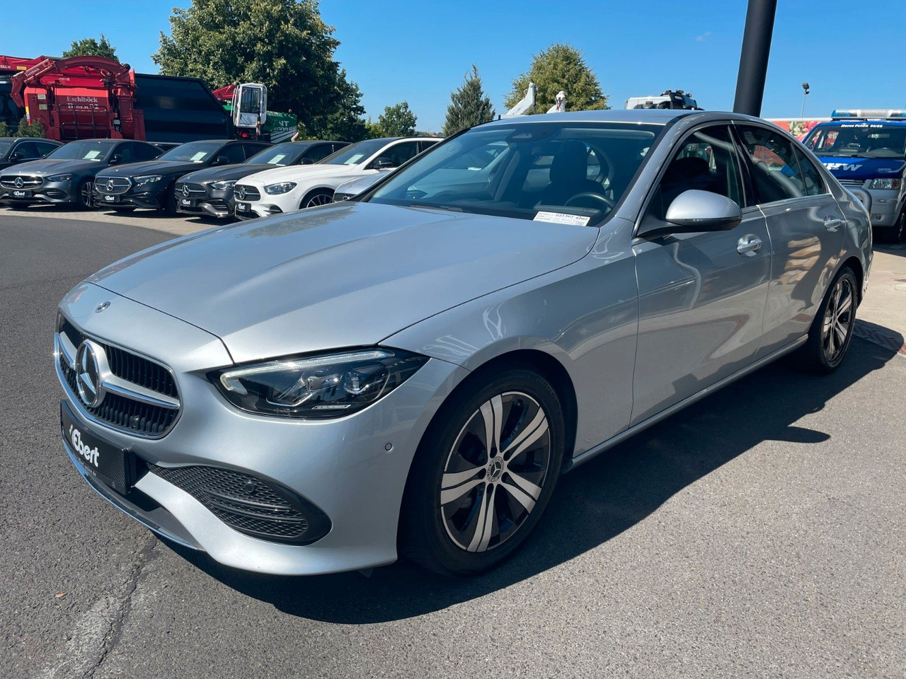 Mercedes-Benz C 220 d AVANTGARDE R-Kamera+Carplay+TotW+Ambient - Sedan: obrázek 2 Mercedes-Benz C 220 d AVANTGARDE R-Kamera+Carplay+TotW+Ambient - Sedan: obrázek 2