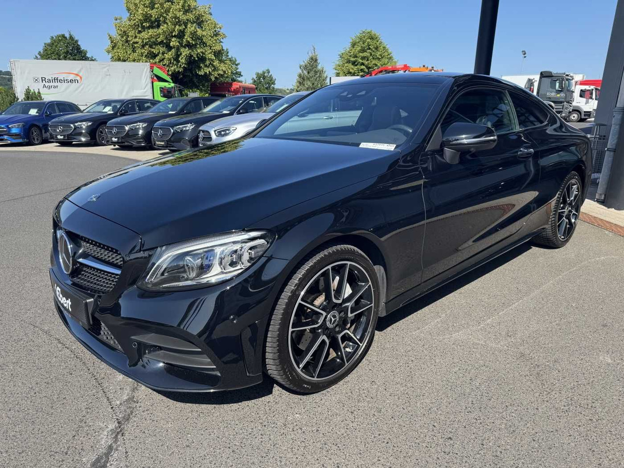 Mercedes-Benz C 400 4M AMG Coupe Pano+Burm+Distr+Memory+360 - Osobní auto: obrázek 2 Mercedes-Benz C 400 4M AMG Coupe Pano+Burm+Distr+Memory+360 - Osobní auto: obrázek 2