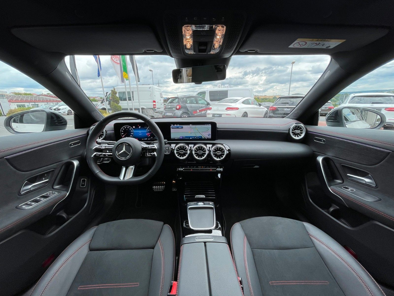 Coupe Mercedes-Benz CLA 200 AMG Pano+R-Kamera+19": obrázek 12