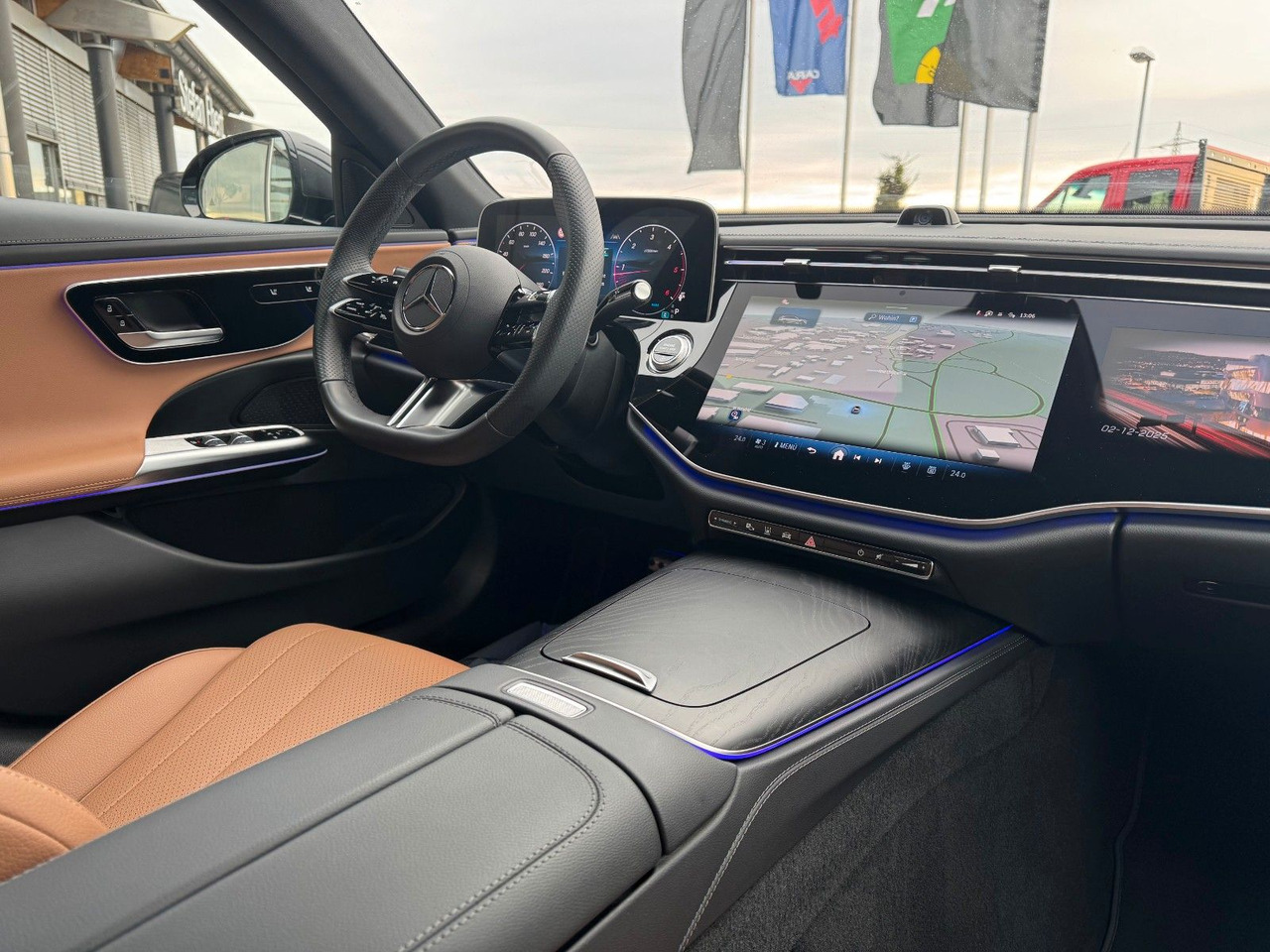 Mercedes-Benz E 220d T AMG+Hyperscreen+Leder+AHK+DistrPro+STH - Kombi: obrázek 3 Mercedes-Benz E 220d T AMG+Hyperscreen+Leder+AHK+DistrPro+STH - Kombi: obrázek 3