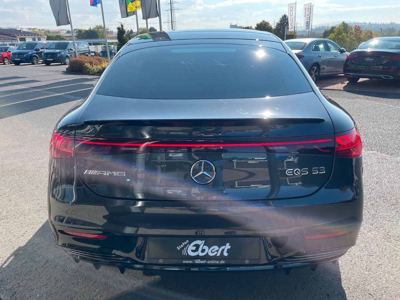 Mercedes-Benz EQS 53 AMG 4M HUD+Pano+Hyper+Fond+Burm+TV+VOLL - Sedan: obrázek 4 Mercedes-Benz EQS 53 AMG 4M HUD+Pano+Hyper+Fond+Burm+TV+VOLL - Sedan: obrázek 4