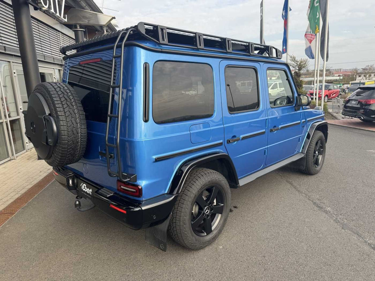 Mercedes-Benz G 500 PROFESSIONAL+DACH+BURM3D+AHK +StHz+360°+Sp - SUV: obrázek 4 Mercedes-Benz G 500 PROFESSIONAL+DACH+BURM3D+AHK +StHz+360°+Sp - SUV: obrázek 4