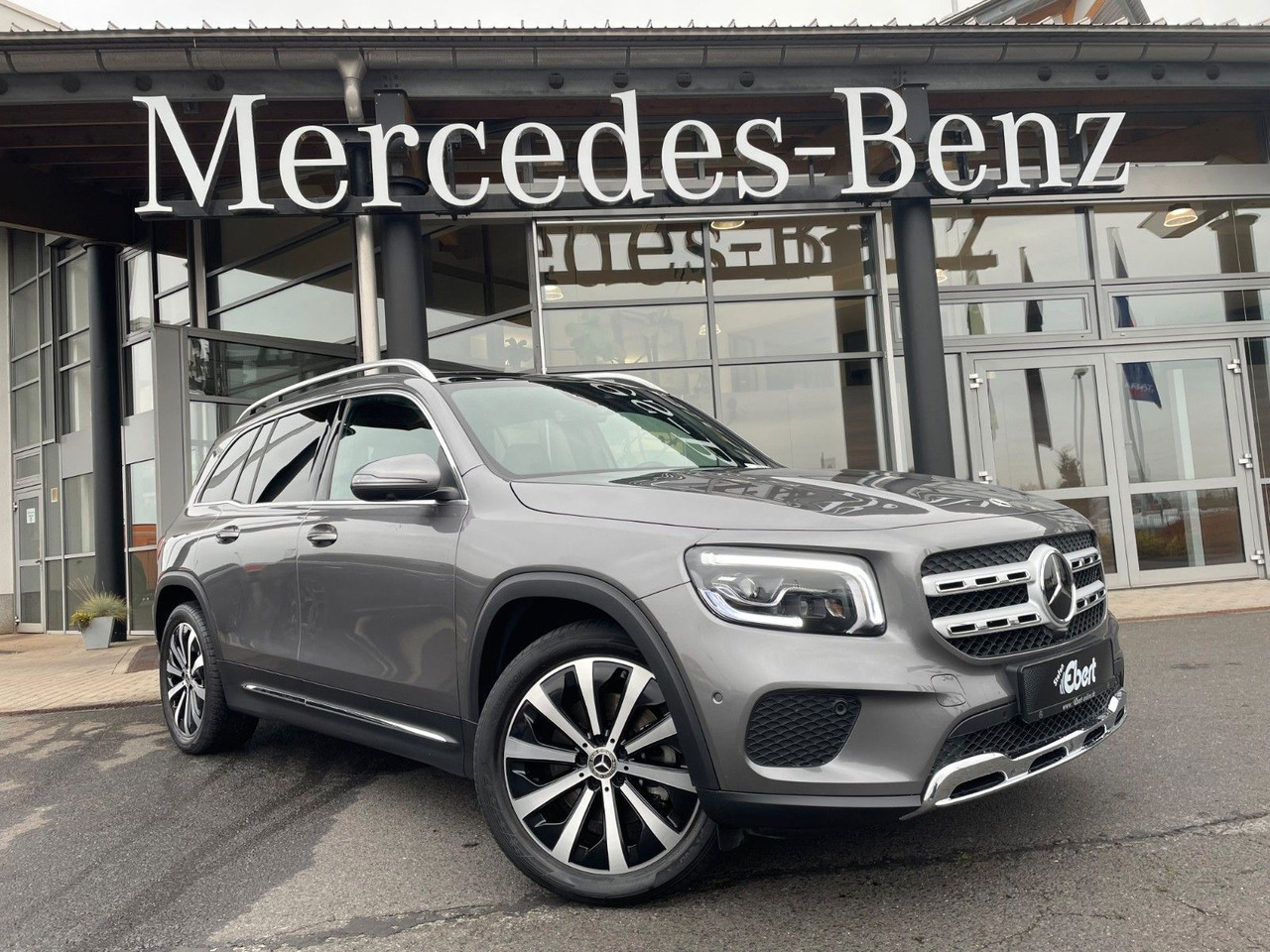Mercedes-Benz GLB 220 d 4MATIC Progressive AHK+Memory+Pano+360 - SUV: obrázek 1 Mercedes-Benz GLB 220 d 4MATIC Progressive AHK+Memory+Pano+360 - SUV: obrázek 1