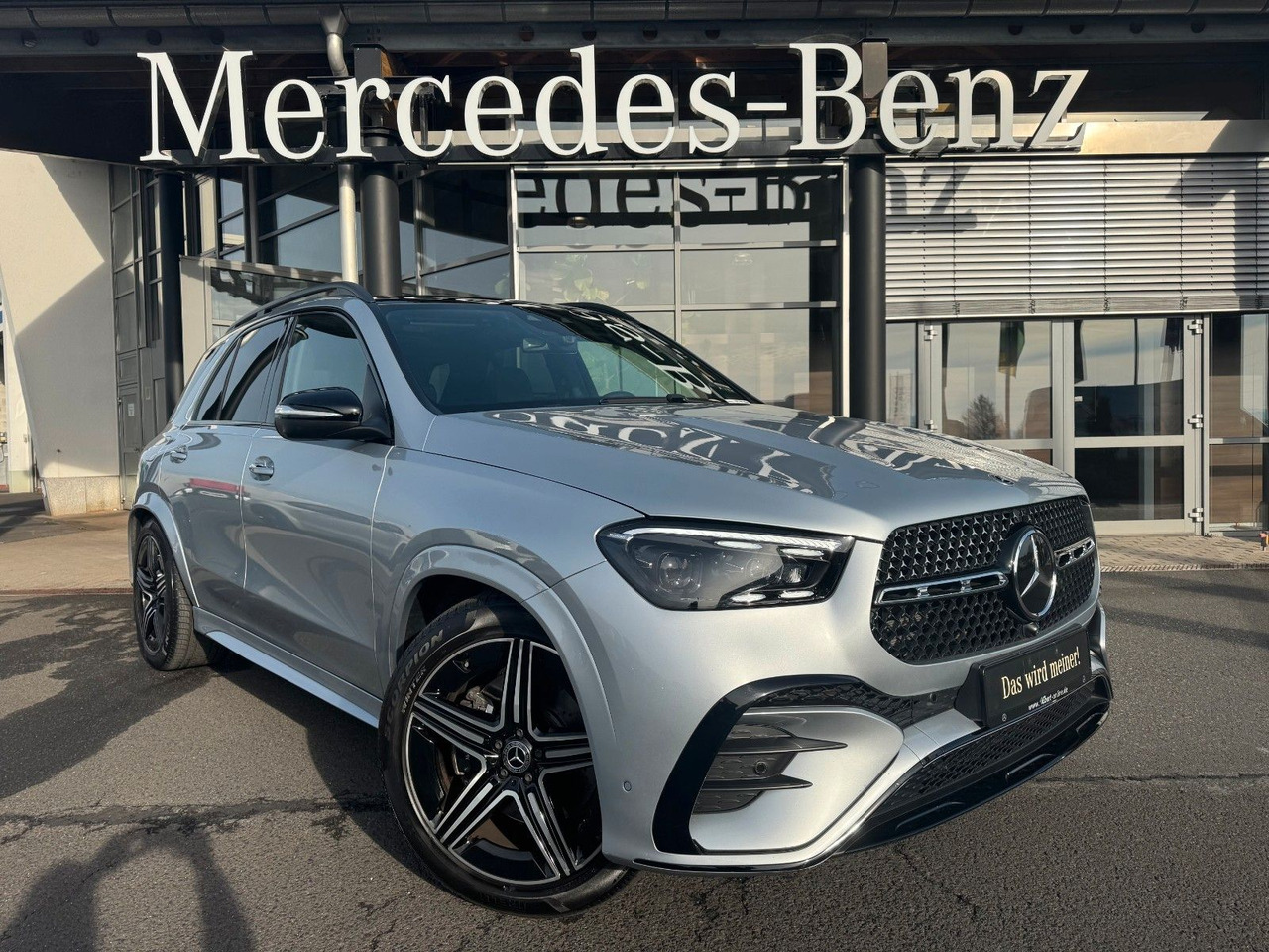 Mercedes-Benz GLE 300 d AMG AHK+360°+HUD+Pano+MBeam+Burm+Air - SUV: obrázek 1 Mercedes-Benz GLE 300 d AMG AHK+360°+HUD+Pano+MBeam+Burm+Air - SUV: obrázek 1