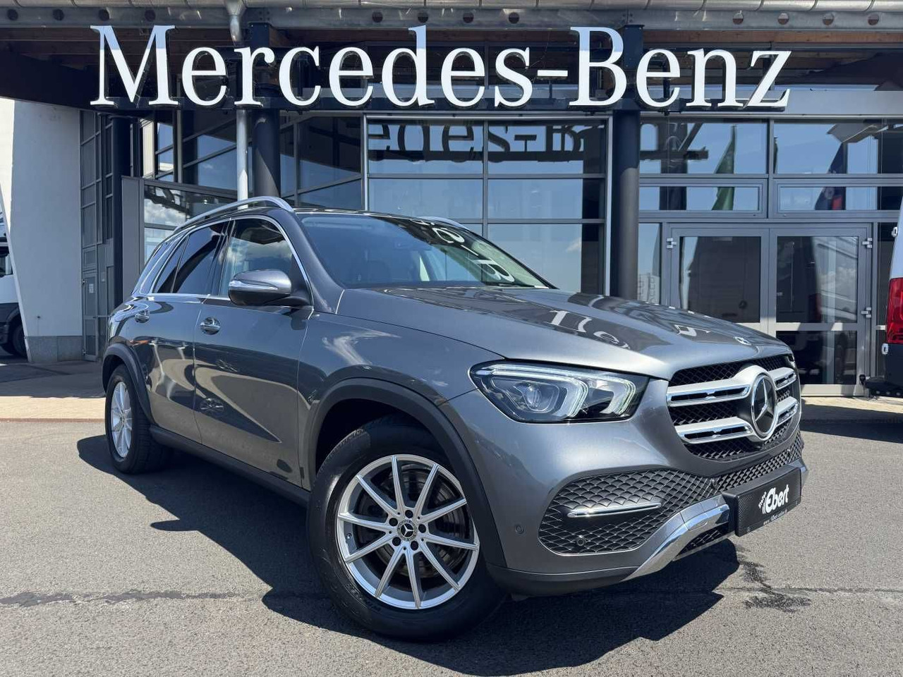Mercedes-Benz GLE 350de 4M AMG+AHK+DistrPlus+HUD+360 - SUV: obrázek 1 Mercedes-Benz GLE 350de 4M AMG+AHK+DistrPlus+HUD+360 - SUV: obrázek 1