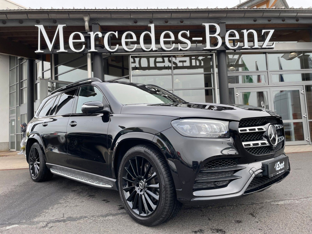 Mercedes-Benz GLS 580 4M AMG Pano+AHK+Burm+7Sitz+HUD+Fond+VOLL - SUV: obrázek 1 Mercedes-Benz GLS 580 4M AMG Pano+AHK+Burm+7Sitz+HUD+Fond+VOLL - SUV: obrázek 1
