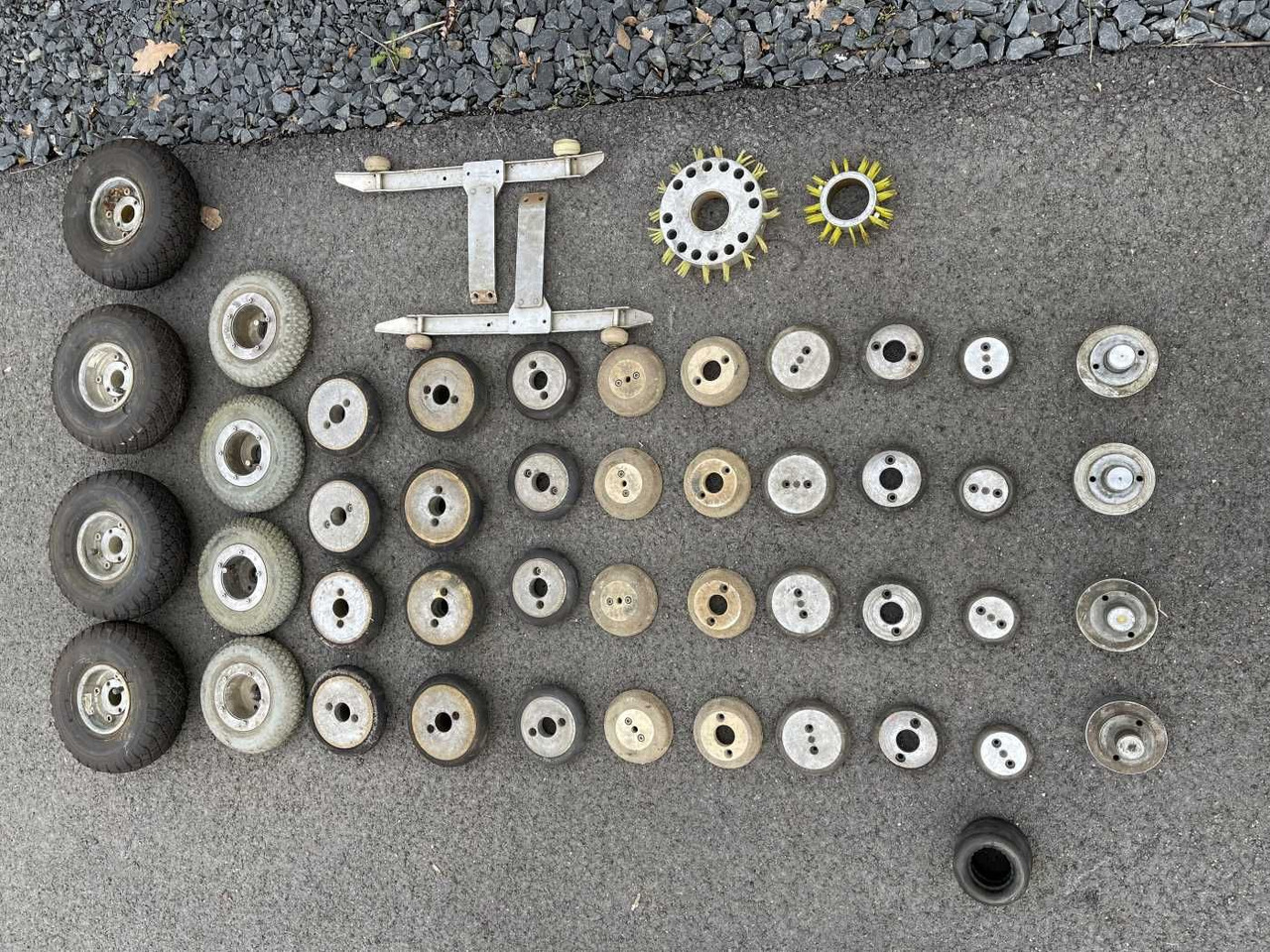 Mercedes-Benz Kanal Rohr TV Kamera Inspektion Ibak - Čistič odpadových jam: obrázek 3 Mercedes-Benz Kanal Rohr TV Kamera Inspektion Ibak - Čistič odpadových jam: obrázek 3