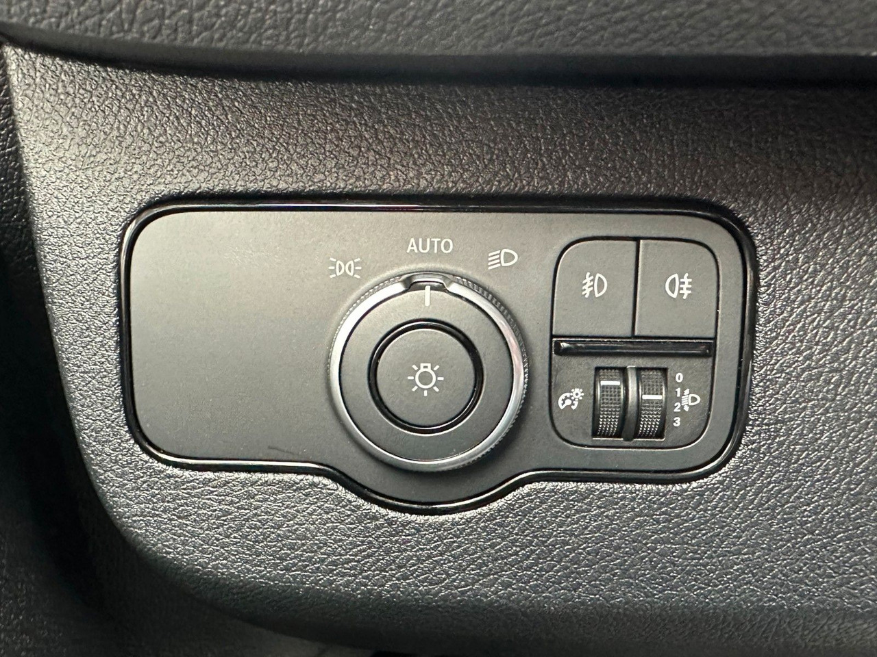 Furgon Mercedes-Benz Sprinter 317 CDI 3665 9G Klima 360 SHZ Tempomat: obrázek 20