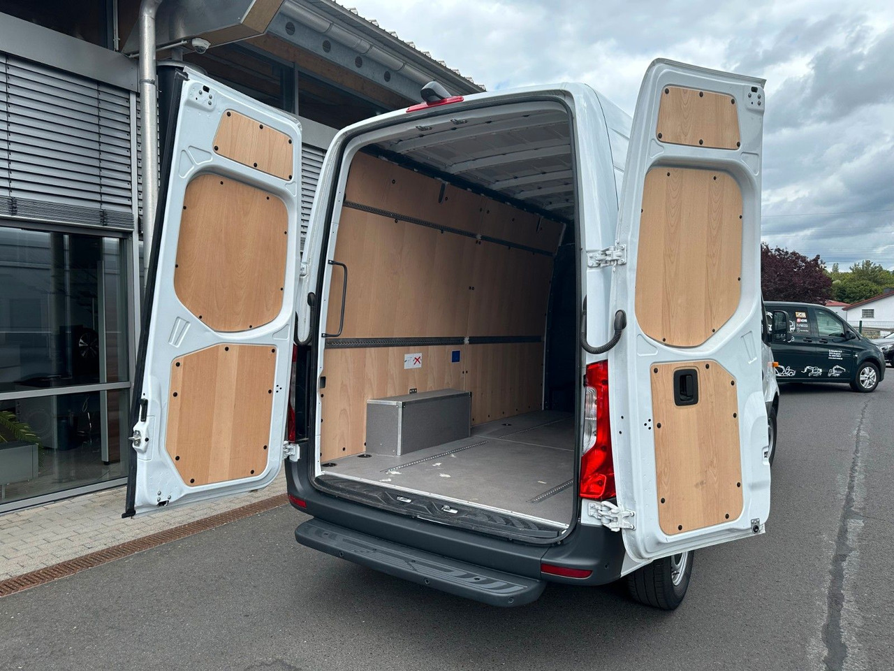 Furgon Mercedes-Benz Sprinter 317 CDI 3665 9G Klima 360 SHZ Tempomat: obrázek 6