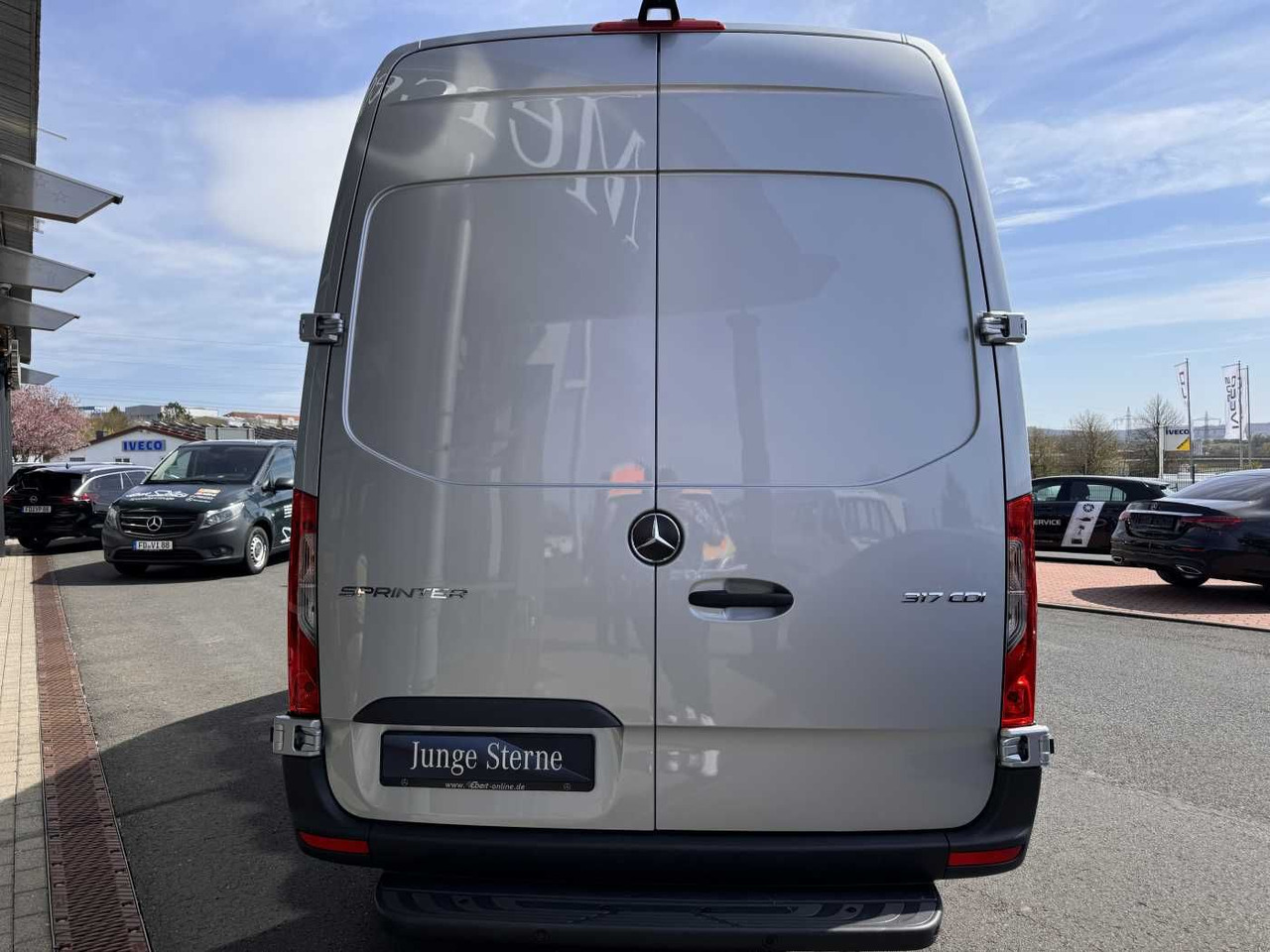 Mercedes-Benz Sprinter 317 CDI 3665 Klima Kamera MBUX Schwing - Furgon: obrázek 5 Mercedes-Benz Sprinter 317 CDI 3665 Klima Kamera MBUX Schwing - Furgon: obrázek 5