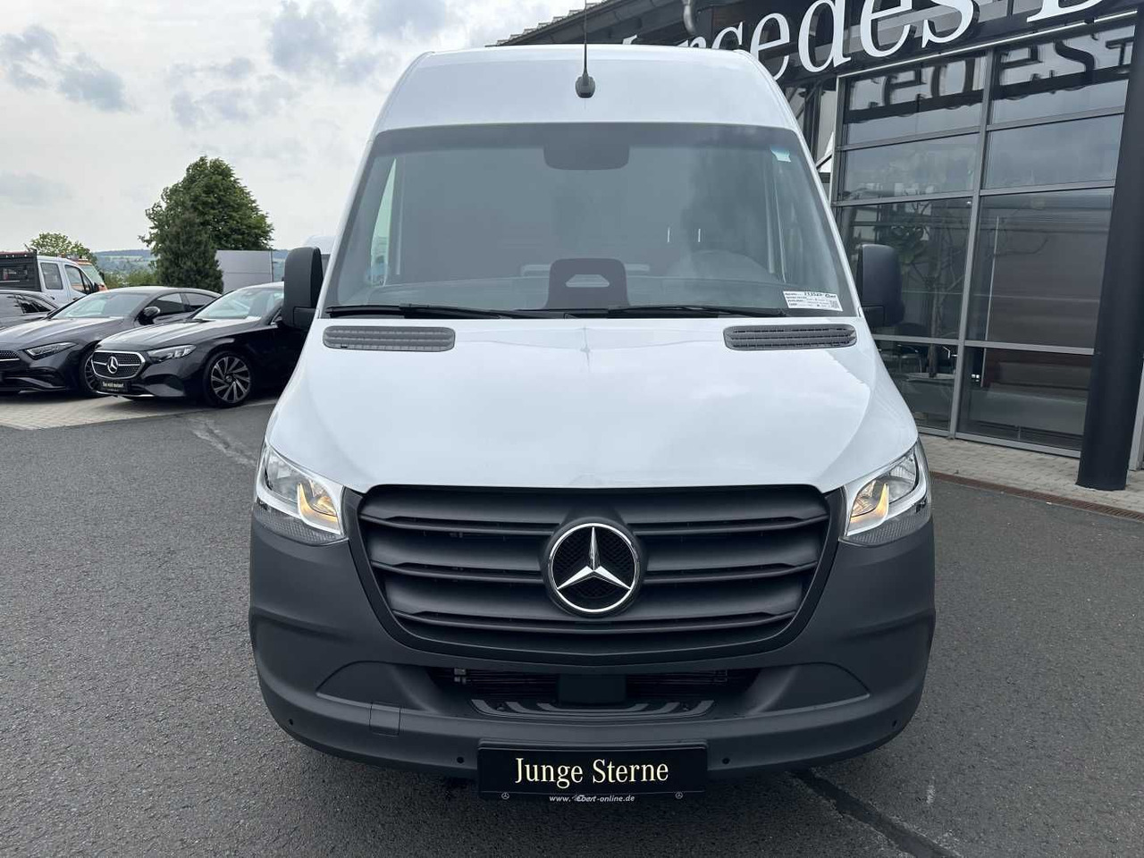 Mercedes-Benz Sprinter 317 CDI 4325 9G AHK Klima Kamera MBUX - Furgon: obrázek 2 Mercedes-Benz Sprinter 317 CDI 4325 9G AHK Klima Kamera MBUX - Furgon: obrázek 2