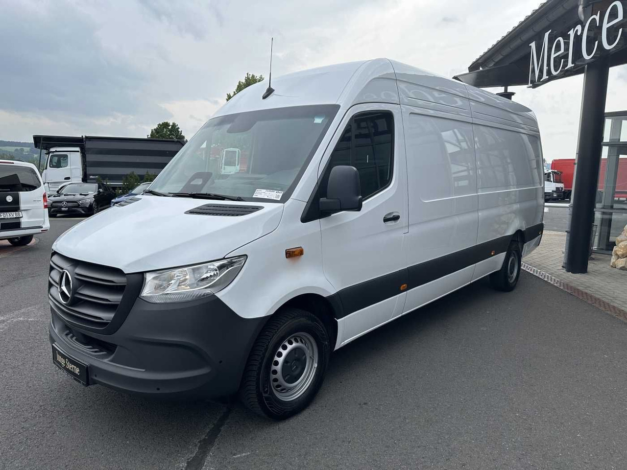 Mercedes-Benz Sprinter 317 CDI 4325 9G AHK Klima Kamera MBUX - Furgon: obrázek 3 Mercedes-Benz Sprinter 317 CDI 4325 9G AHK Klima Kamera MBUX - Furgon: obrázek 3