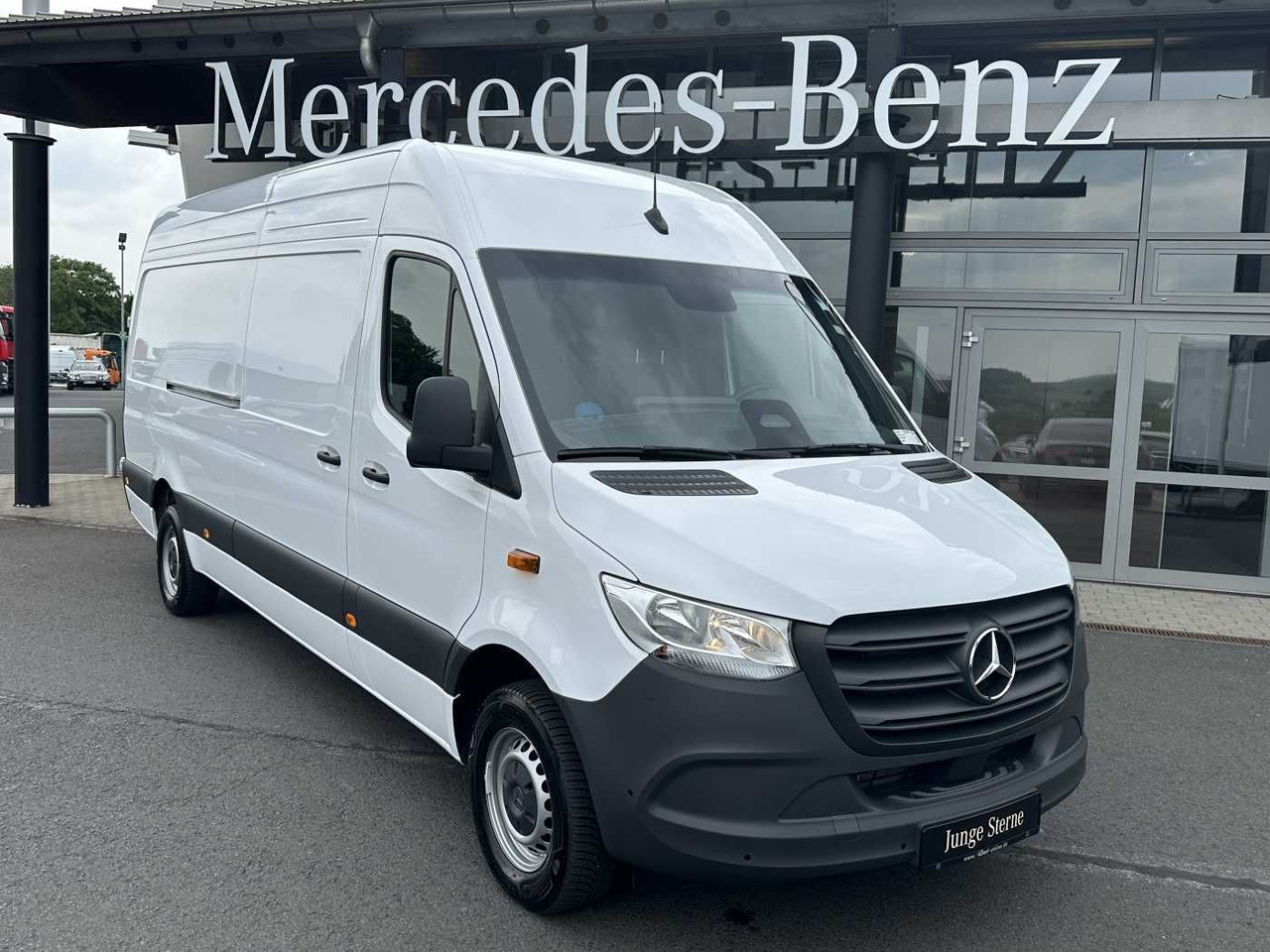 Mercedes-Benz Sprinter 317 CDI 4325 9G AHK Klima Kamera MBUX - Furgon: obrázek 1 Mercedes-Benz Sprinter 317 CDI 4325 9G AHK Klima Kamera MBUX - Furgon: obrázek 1