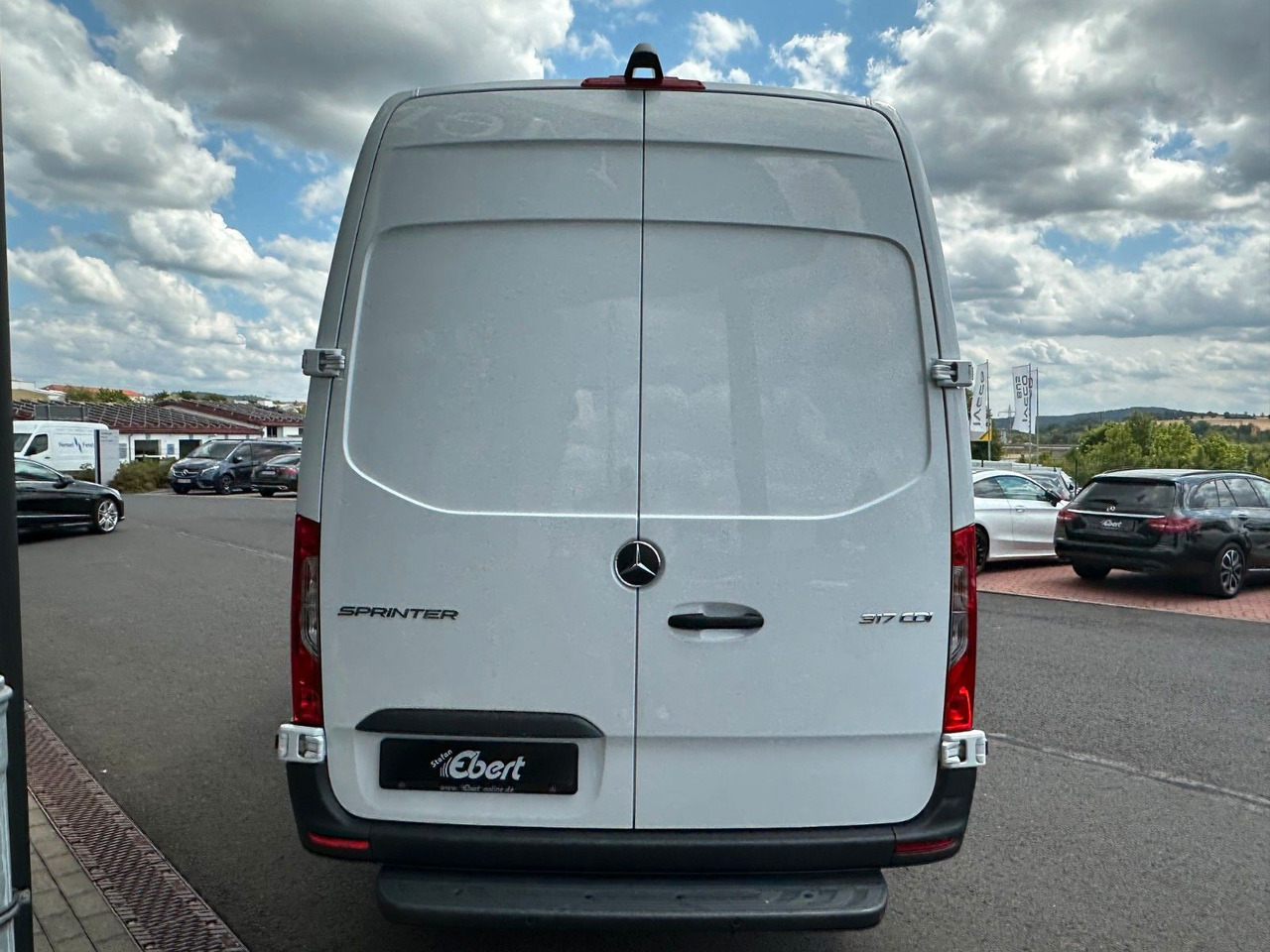 Mercedes-Benz Sprinter 317 CDI 4325 Klima Schwing 360 SHZ Temp - Furgon: obrázek 5 Mercedes-Benz Sprinter 317 CDI 4325 Klima Schwing 360 SHZ Temp - Furgon: obrázek 5