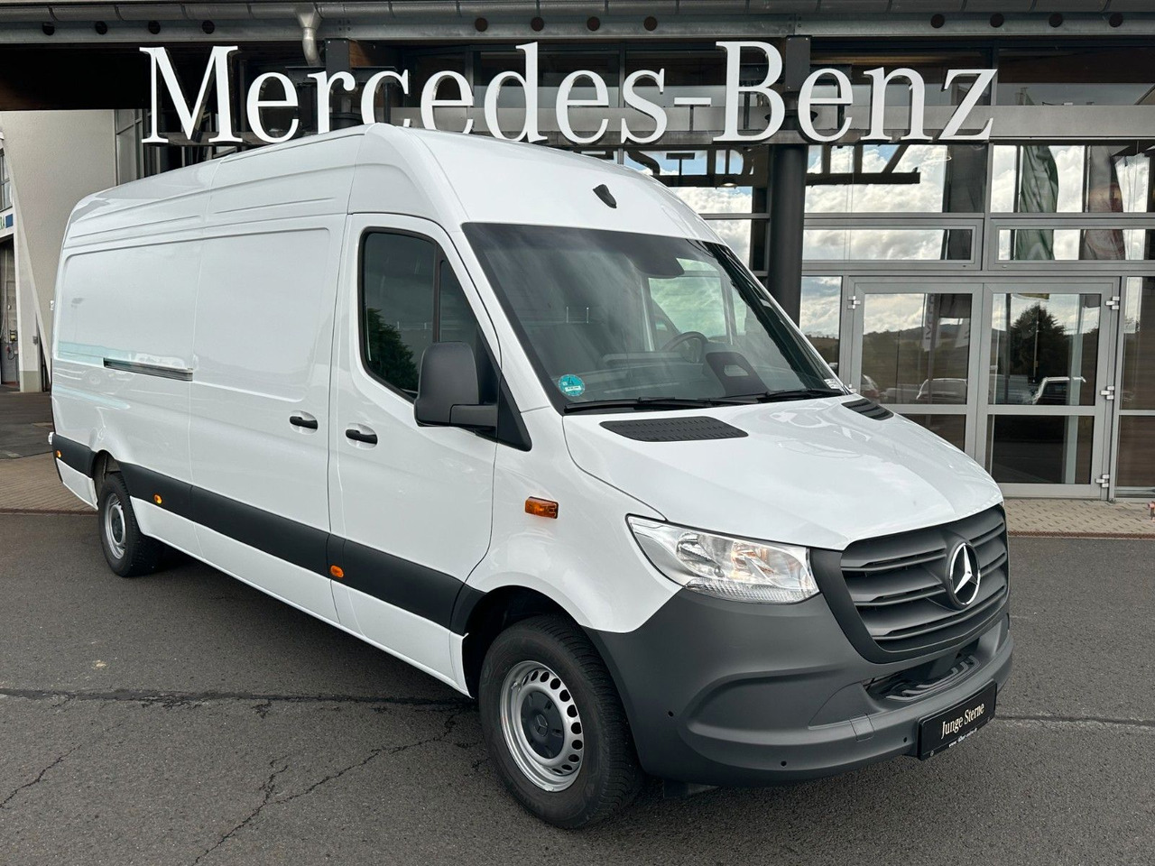 Mercedes-Benz Sprinter 317 CDI 9G 4325 Klima Kamera SHZ AHK - Furgon: obrázek 1 Mercedes-Benz Sprinter 317 CDI 9G 4325 Klima Kamera SHZ AHK - Furgon: obrázek 1