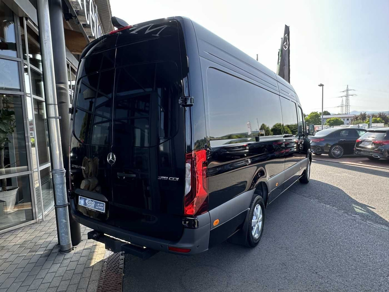Mercedes-Benz Sprinter 319 CDI 4325 AHK DISTRONIC 360 Klima - Furgon: obrázek 4 Mercedes-Benz Sprinter 319 CDI 4325 AHK DISTRONIC 360 Klima - Furgon: obrázek 4