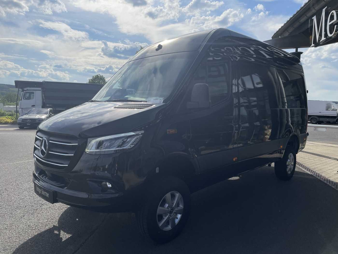 Mercedes-Benz Sprinter 319 CDI 4x4 3665 Klima Kamera MBUX LED - Furgon: obrázek 2 Mercedes-Benz Sprinter 319 CDI 4x4 3665 Klima Kamera MBUX LED - Furgon: obrázek 2