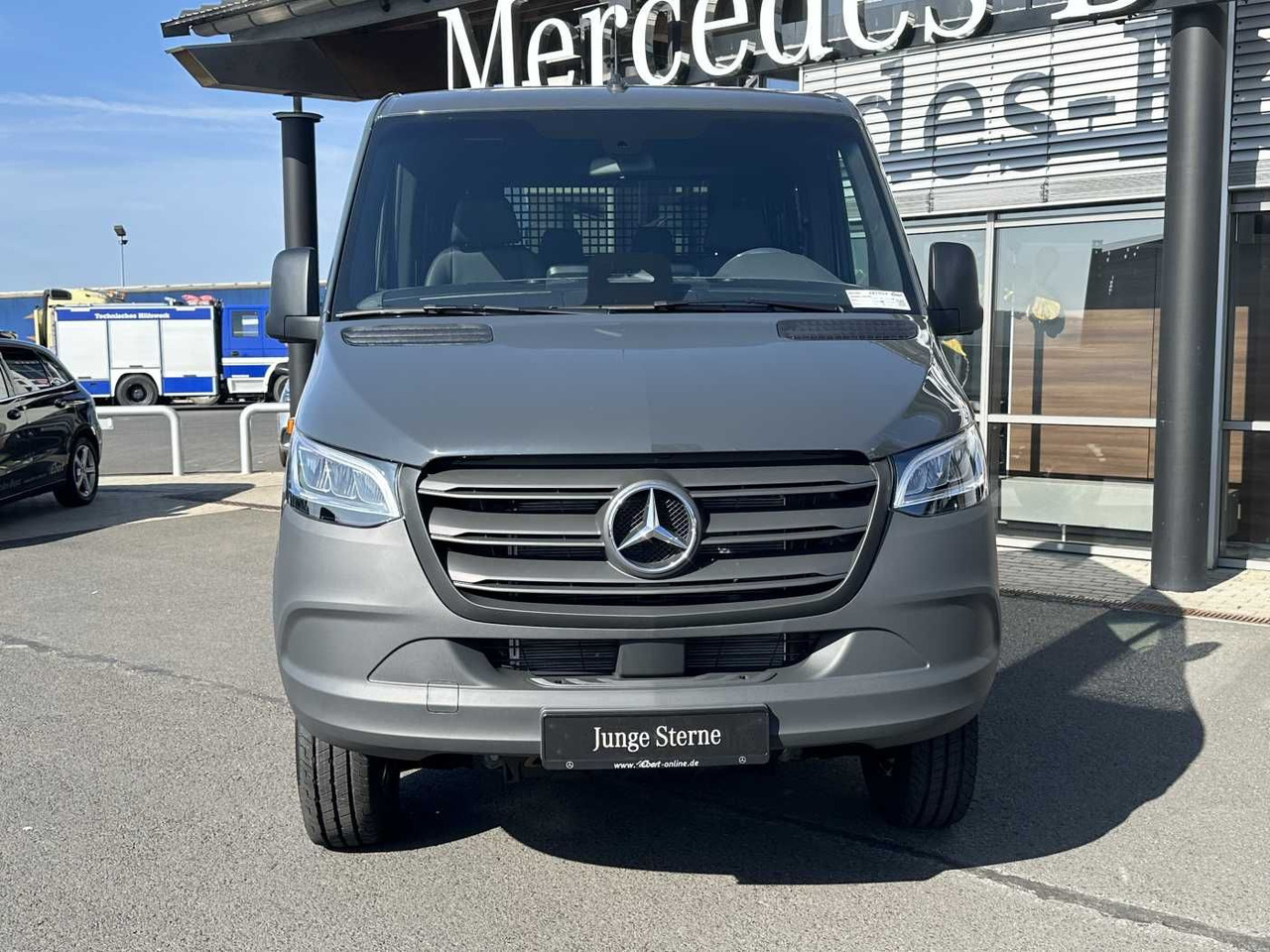 Mercedes-Benz Sprinter 319 CDI DoKa 3665 4x4 Klima AHK LED - Dodávka valník, Dodávka s dvojitou kabinou: obrázek 2 Mercedes-Benz Sprinter 319 CDI DoKa 3665 4x4 Klima AHK LED - Dodávka valník, Dodávka s dvojitou kabinou: obrázek 2