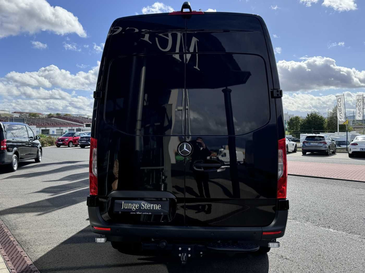 Mercedes-Benz Sprinter 517 CDI 3665 Klima Kamera AHK Warmluft - Furgon: obrázek 5 Mercedes-Benz Sprinter 517 CDI 3665 Klima Kamera AHK Warmluft - Furgon: obrázek 5