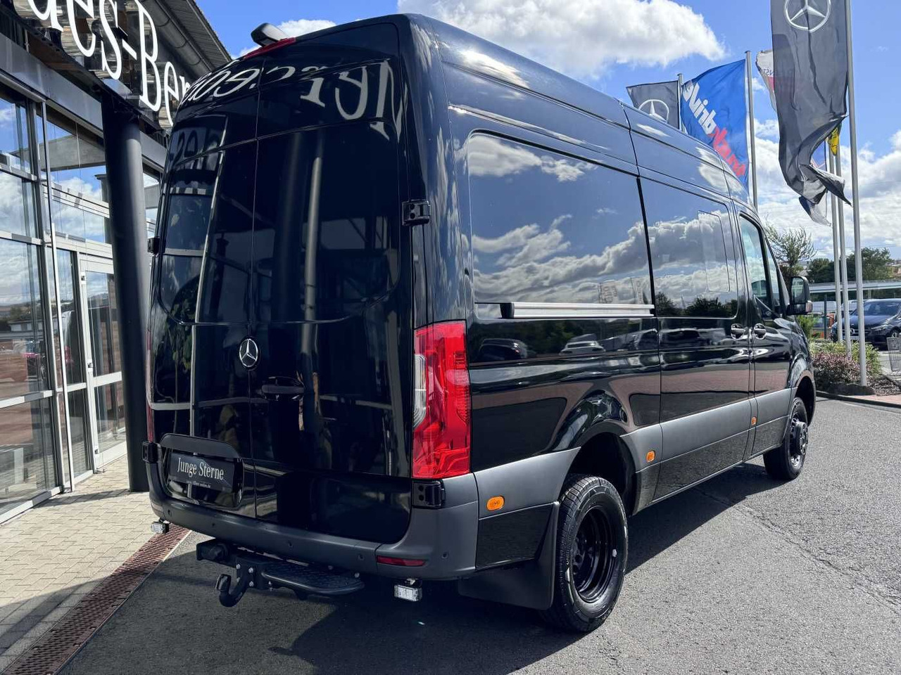 Mercedes-Benz Sprinter 517 CDI 3665 Klima Kamera AHK Warmluft - Furgon: obrázek 4 Mercedes-Benz Sprinter 517 CDI 3665 Klima Kamera AHK Warmluft - Furgon: obrázek 4