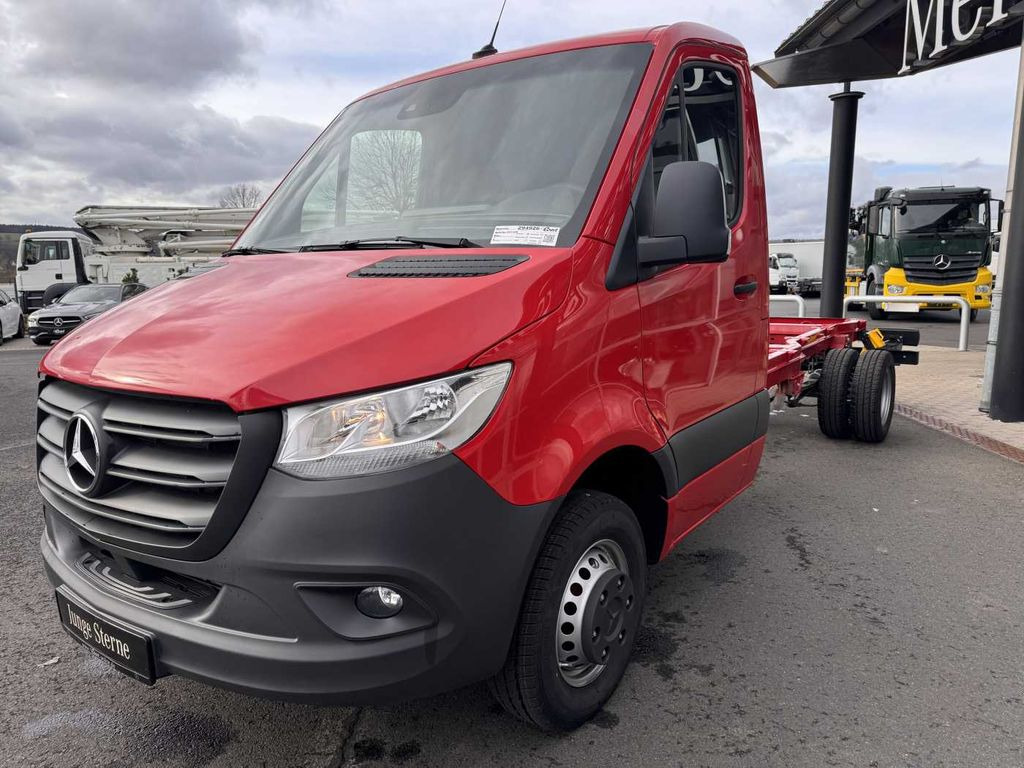Mercedes-Benz Sprinter 517 CDI 4325 Fahrgestell AHK3,5 5.500kg - Podvozek s kabinou: obrázek 3 Mercedes-Benz Sprinter 517 CDI 4325 Fahrgestell AHK3,5 5.500kg - Podvozek s kabinou: obrázek 3