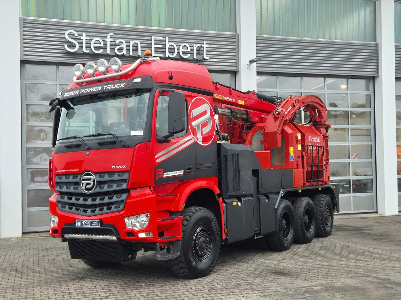 Mercedes-Benz TUROX 8x8 Eschlböck Biber 92 Holzhacker / 1.512h - Auto s hydraulickou rukou: obrázek 4 Mercedes-Benz TUROX 8x8 Eschlböck Biber 92 Holzhacker / 1.512h - Auto s hydraulickou rukou: obrázek 4