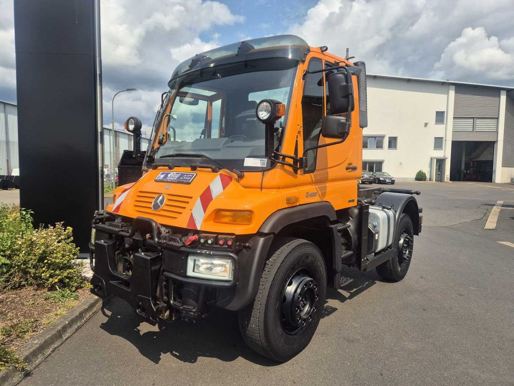 Mercedes-Benz Unimog U400 4x4 Vario Pilot Zapfwelle LOF - Podvozek s kabinou: obrázek 2 Mercedes-Benz Unimog U400 4x4 Vario Pilot Zapfwelle LOF - Podvozek s kabinou: obrázek 2