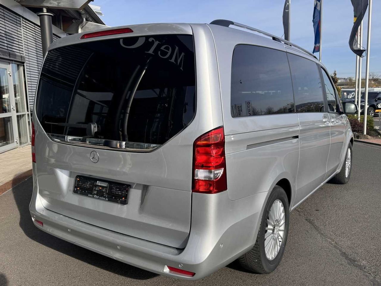 Mercedes-Benz V 220 d EDITION DISTRONIC MBUX Kamera 6Sitze - Osobní auto: obrázek 4 Mercedes-Benz V 220 d EDITION DISTRONIC MBUX Kamera 6Sitze - Osobní auto: obrázek 4