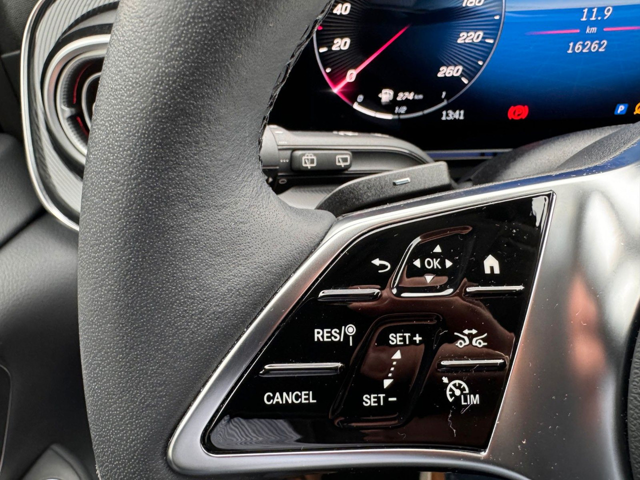 Mikrobus Mercedes-Benz V 220 d STYLE K Liege-Paket AHK2,5 DISTRONIC: obrázek 16