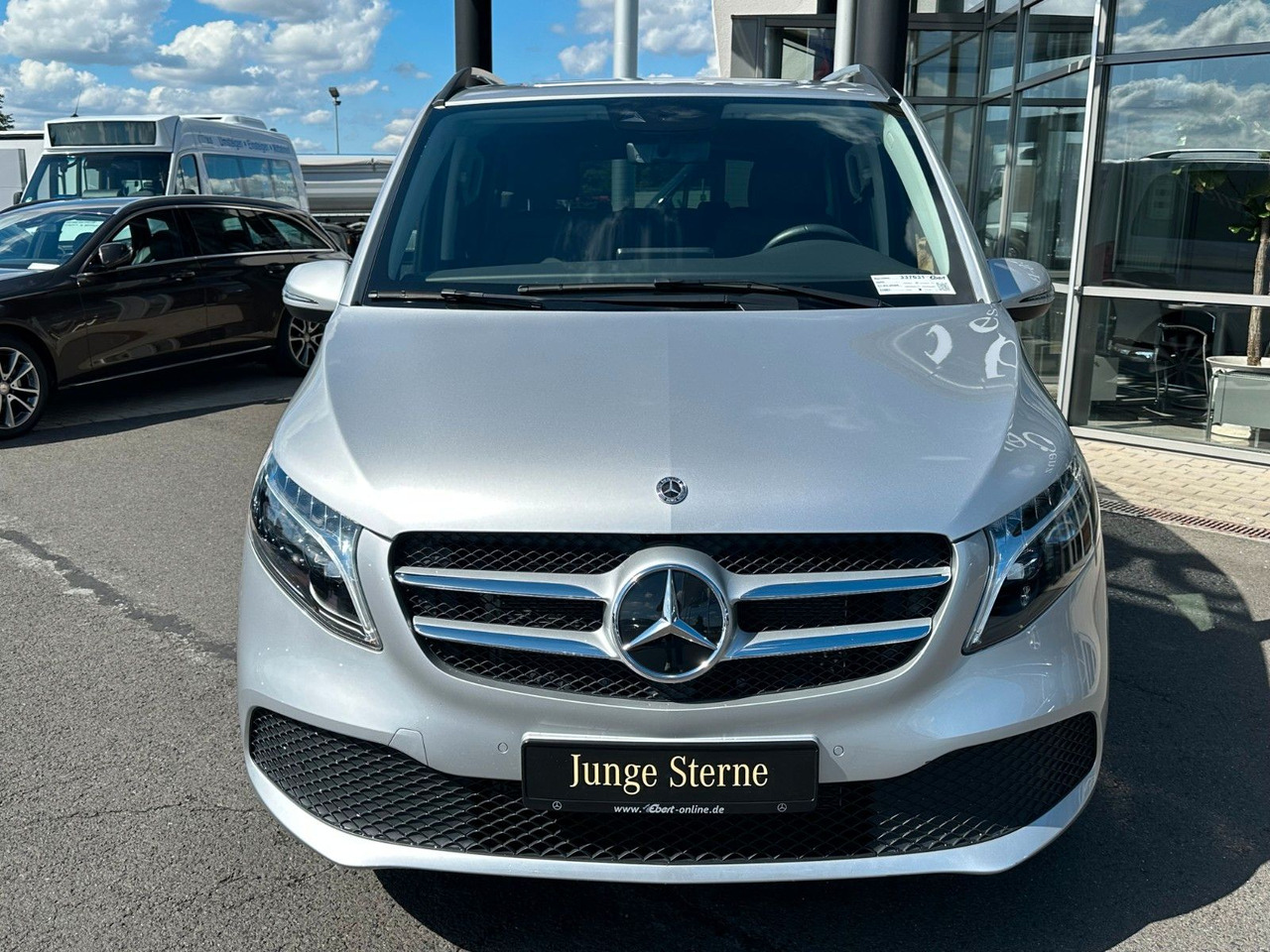 Mercedes-Benz V 250 EDITION 4MATIC Kompakt Liege-Paket AHK2,5t - Mikrobus: obrázek 2 Mercedes-Benz V 250 EDITION 4MATIC Kompakt Liege-Paket AHK2,5t - Mikrobus: obrázek 2