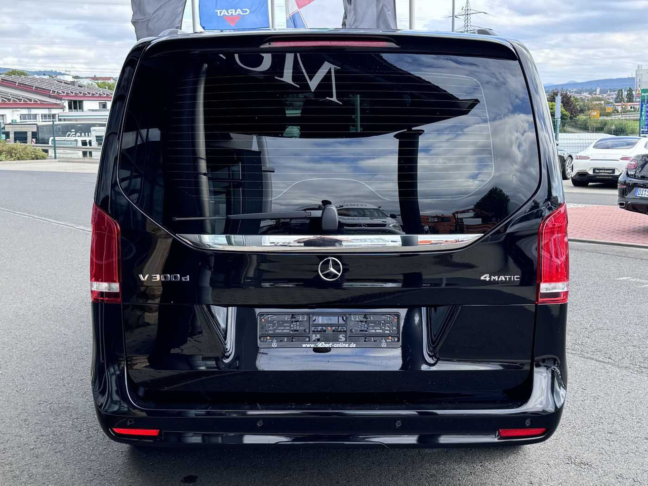 Mercedes-Benz V 300 d AVA AMG 4MATIC AIRMATIC Sitzklima el Tür - Osobní auto: obrázek 5 Mercedes-Benz V 300 d AVA AMG 4MATIC AIRMATIC Sitzklima el Tür - Osobní auto: obrázek 5