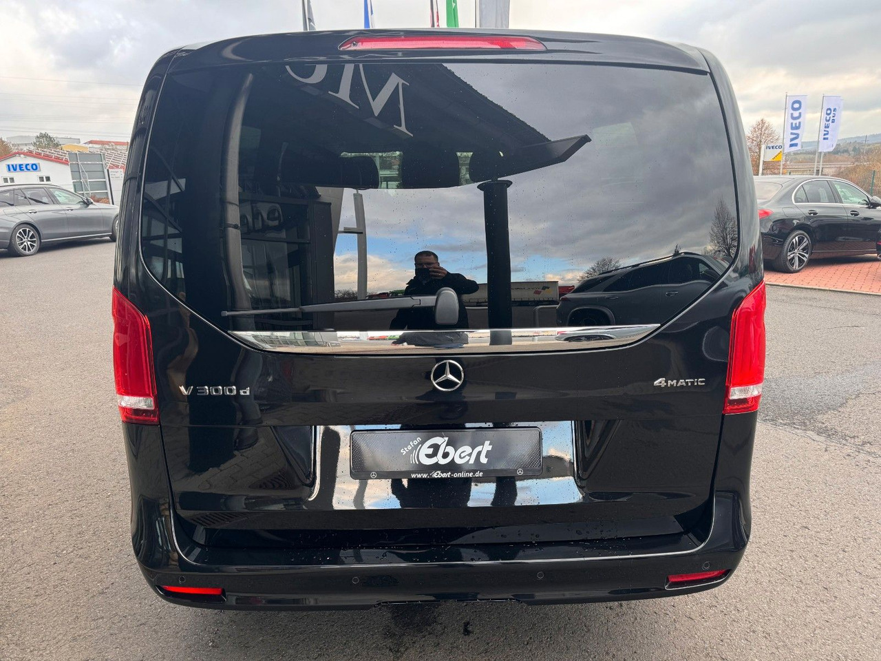 Mercedes-Benz V 300 d AVA Extralang 4MATIC AHK Stdh DISTRONIC - Kombi: obrázek 5 Mercedes-Benz V 300 d AVA Extralang 4MATIC AHK Stdh DISTRONIC - Kombi: obrázek 5