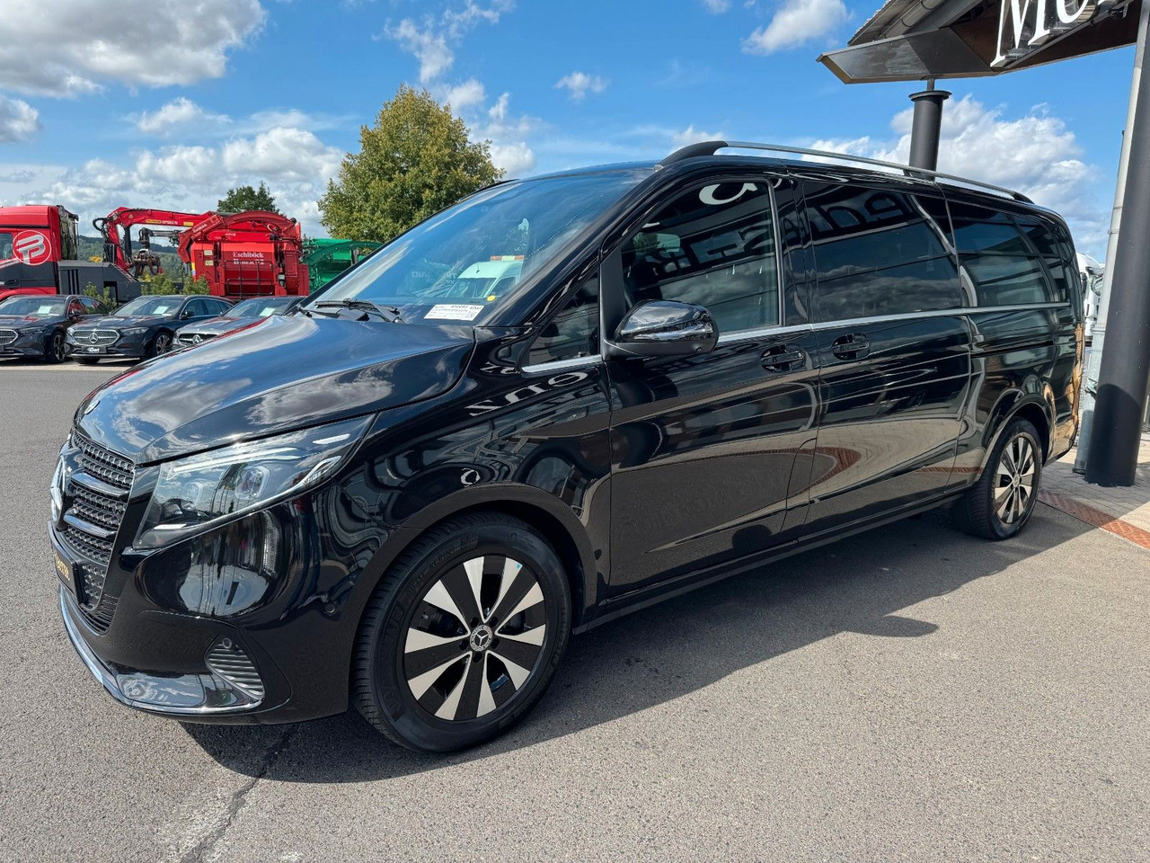 Mercedes-Benz V 300 d AVANTGARDE Extralang 360Kamera Standheiz - Kombi: obrázek 2 Mercedes-Benz V 300 d AVANTGARDE Extralang 360Kamera Standheiz - Kombi: obrázek 2
