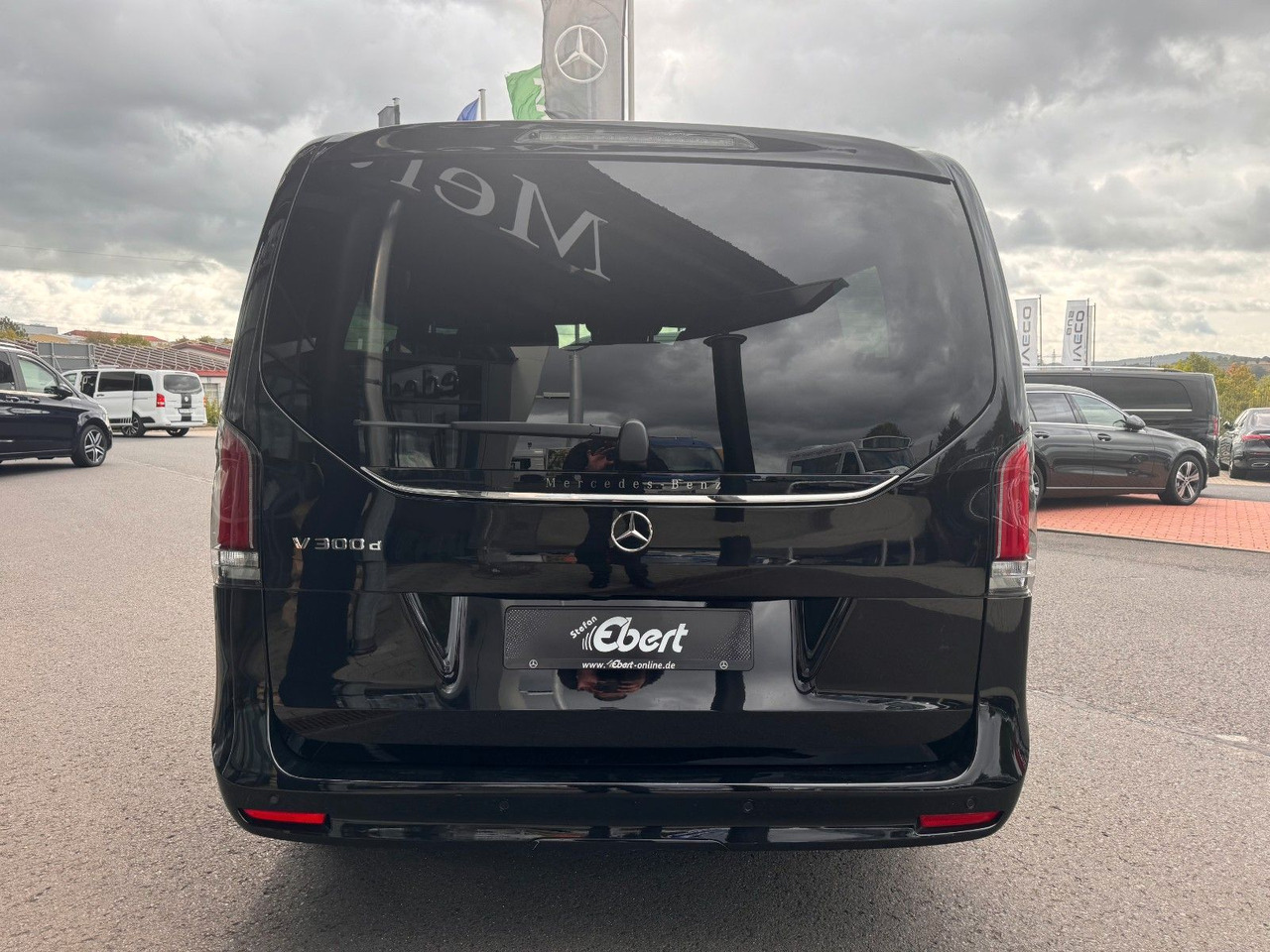 Mercedes-Benz V 300 d AVANTGARDE Extralang 360Kamera Standheiz - Kombi: obrázek 5 Mercedes-Benz V 300 d AVANTGARDE Extralang 360Kamera Standheiz - Kombi: obrázek 5