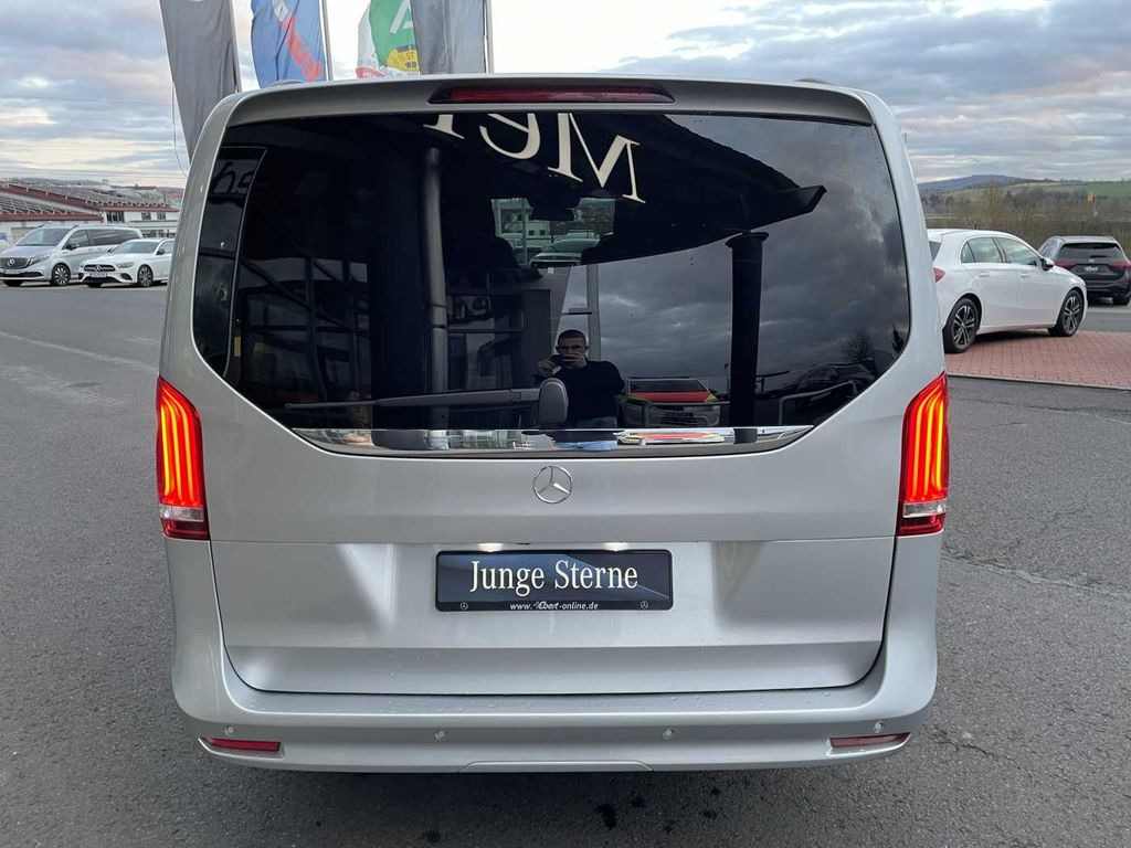 Mercedes-Benz V 300 d EXCLUSIVE ED AMG Panorama AHK2,5 DISTRON Mercedes-Benz V 300 d EXCLUSIVE ED AMG Panorama AHK2,5 DISTRON - Minibus, Mikrobus: obrázek 4 Mercedes-Benz V 300 d EXCLUSIVE ED AMG Panorama AHK2,5 DISTRON Mercedes-Benz V 300 d EXCLUSIVE ED AMG Panorama AHK2,5 DISTRON - Minibus, Mikrobus: obrázek 4