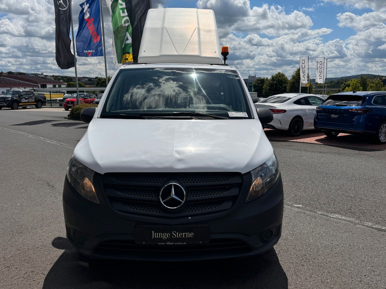 Mikrobus Mercedes-Benz Vito 111 CDI Tourer Begleitfahrzeug BF3+ / WVZ: obrázek 22