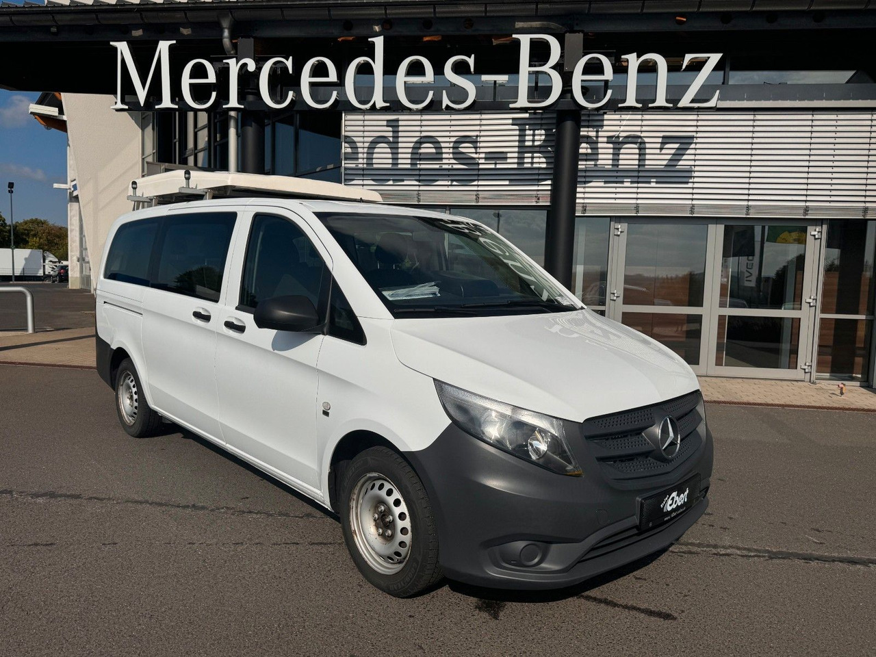 Mercedes-Benz Vito 111 CDI Tourer Begleitfahrzeug BF3+ / WVZ - Mikrobus: obrázek 1 Mercedes-Benz Vito 111 CDI Tourer Begleitfahrzeug BF3+ / WVZ - Mikrobus: obrázek 1