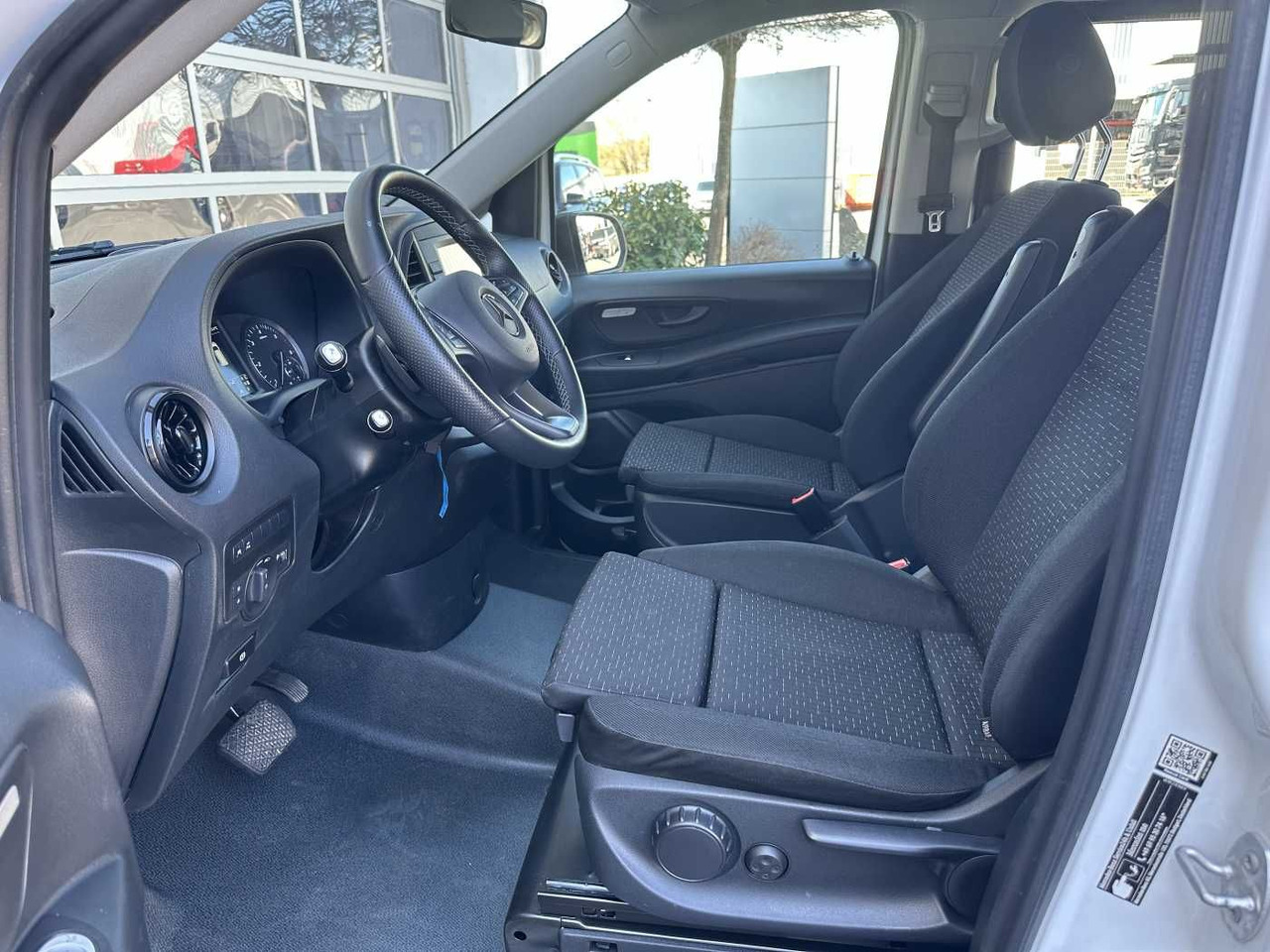 Mikrobus Mercedes-Benz Vito 114 CDI Tourer 8Sitze Klima Audio40 Kamera: obrázek 7