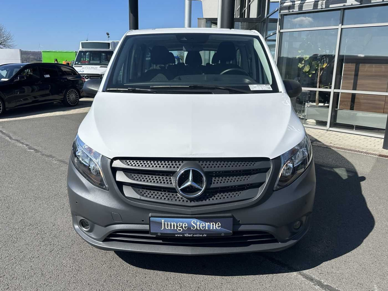 Mercedes-Benz Vito 114 CDI Tourer 8Sitze Klima Audio40 Kamera - Osobní auto: obrázek 2 Mercedes-Benz Vito 114 CDI Tourer 8Sitze Klima Audio40 Kamera - Osobní auto: obrázek 2