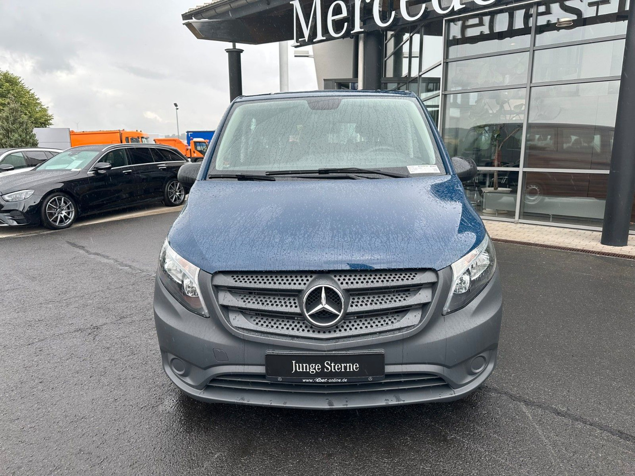 Mercedes-Benz Vito 119 CDI Tourer 3200 Klima AHK Tempomat - Mikrobus: obrázek 2 Mercedes-Benz Vito 119 CDI Tourer 3200 Klima AHK Tempomat - Mikrobus: obrázek 2