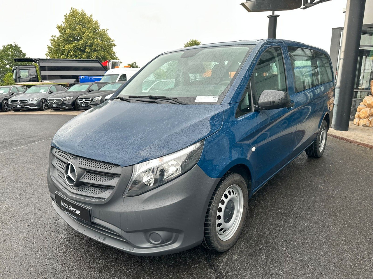 Mercedes-Benz Vito 119 CDI Tourer 3200 Klima AHK Tempomat - Mikrobus: obrázek 3 Mercedes-Benz Vito 119 CDI Tourer 3200 Klima AHK Tempomat - Mikrobus: obrázek 3