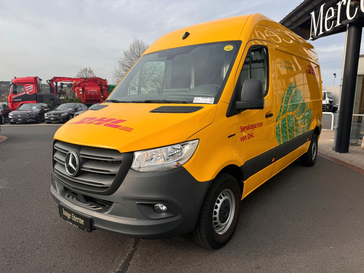 Mercedes-Benz eSprinter 312 DHL Regal KEP-Ausbau - Furgon, Elektrická dodávka: obrázek 3 Mercedes-Benz eSprinter 312 DHL Regal KEP-Ausbau - Furgon, Elektrická dodávka: obrázek 3